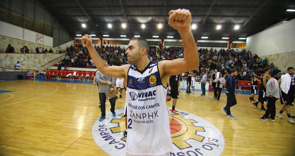 cv__4243-claudio_vieira.jpg