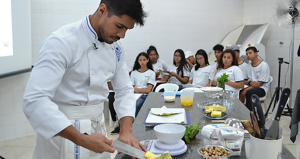 palestra-fundhas-chef-kadu-giacomini-30-09-2019-lucas-cabral-32.jpg