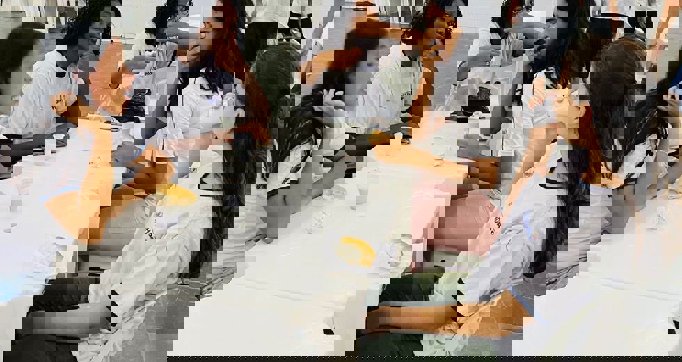 fundhas8.jpeg
