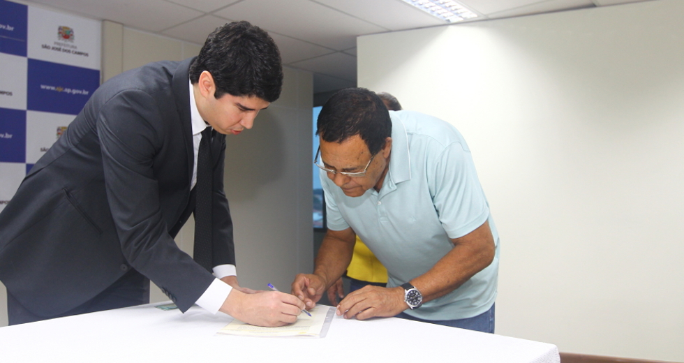 cv__8007_claudio_vieira.jpg