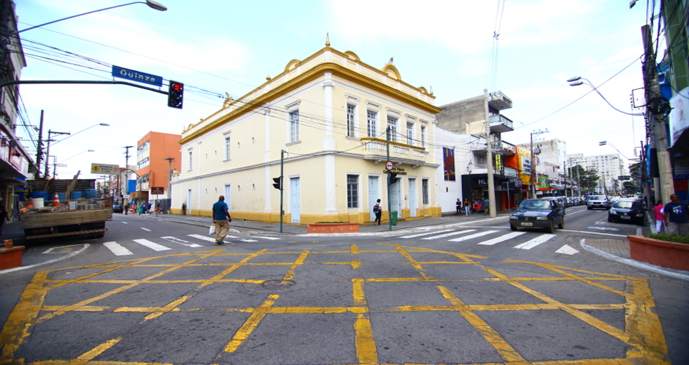 cv__6809-claudio_vieira.jpg