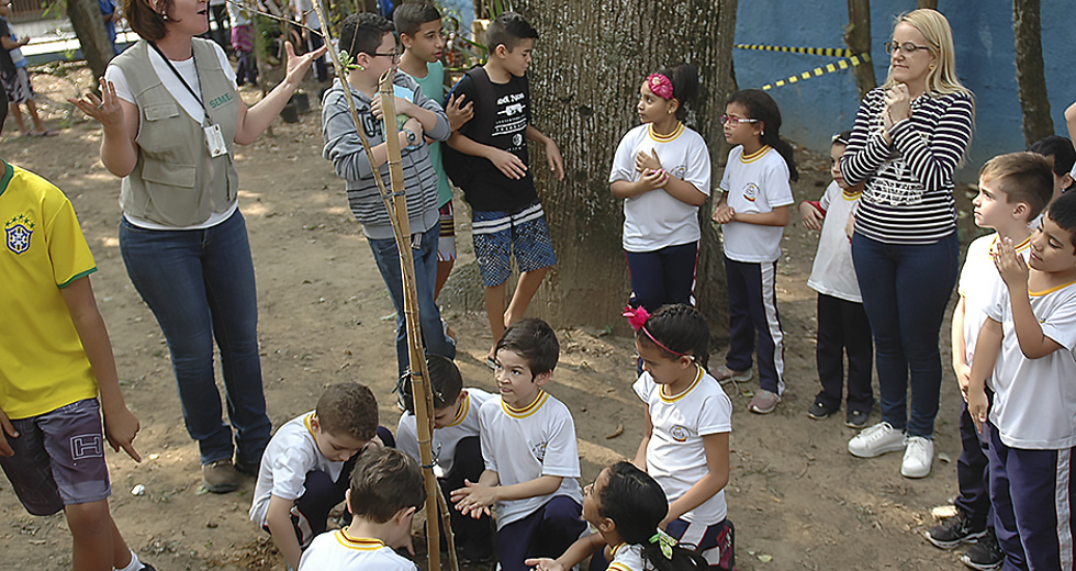 plantio-de-mudas-escola-municipal-ana-berling-24-09-2019-lucas-cabral-12.jpg