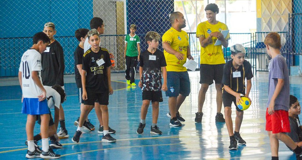 seletivas-handebol-masculino-5.jpg