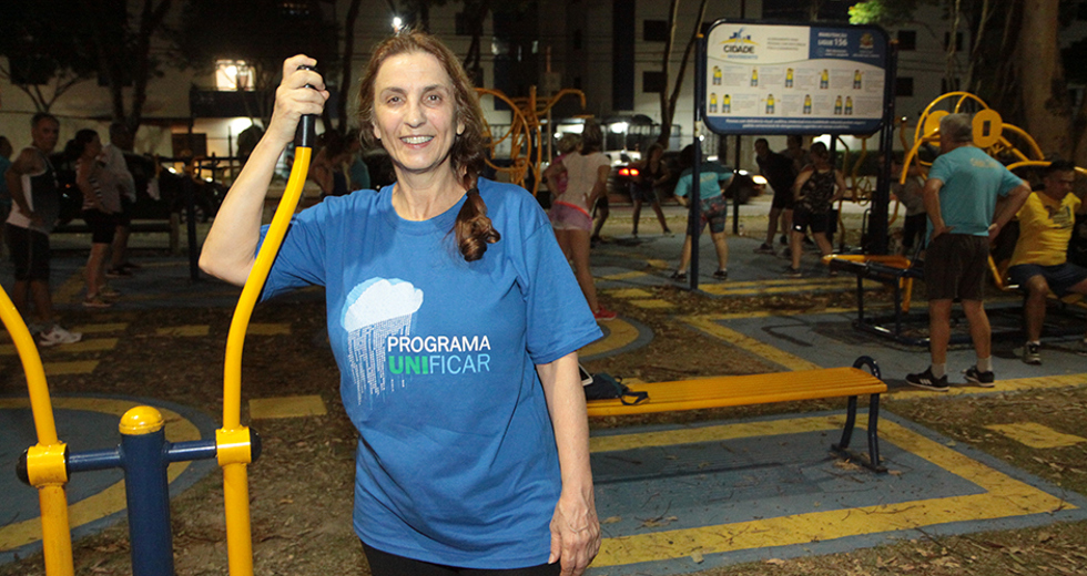 aula-noturna-alongamento-academia-ao-ar-livre-cidade-jardim-04-11-2019-lucas-cabral-18.jpg