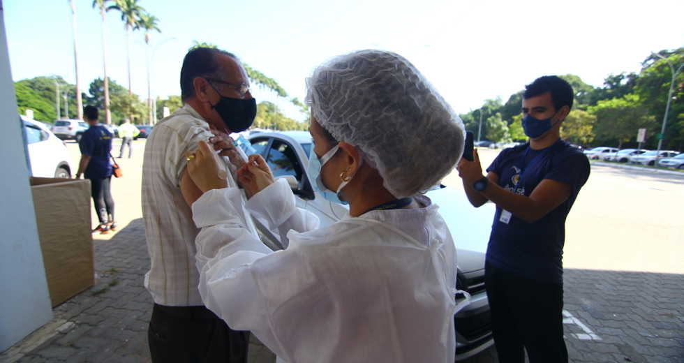 cv__7132_claudio_vieira.jpg