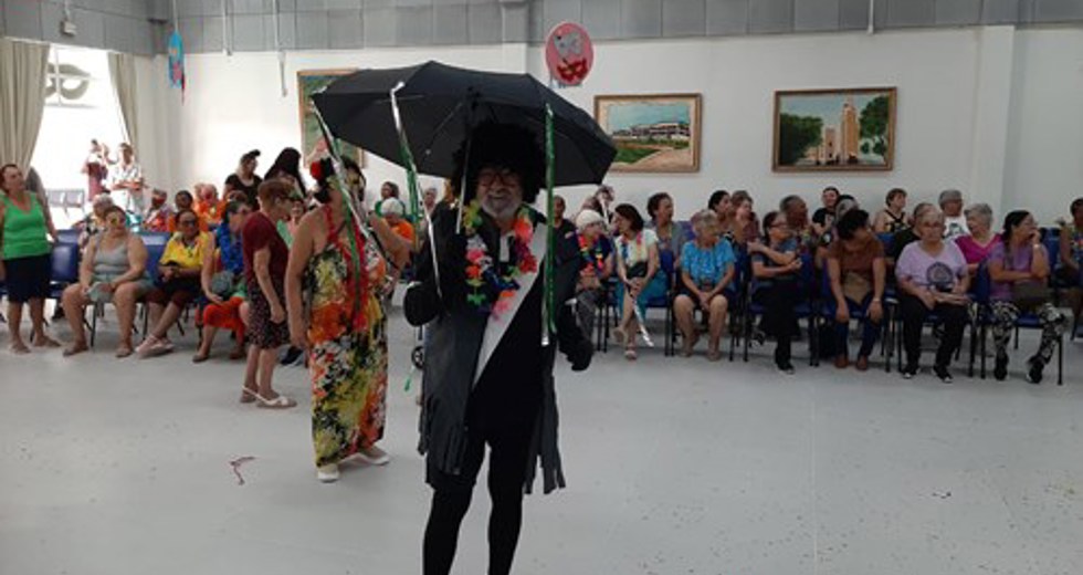 Concurso de fantasias de Carnaval na Casa do Idoso Centro