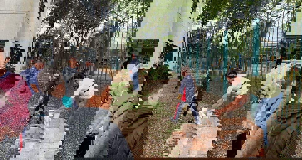 5ac6381c-acf7-4702-b5c9-4967d1b6bf94.jpg