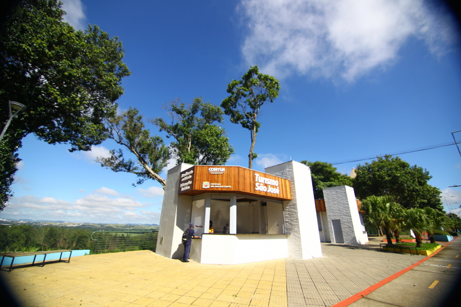 cv__7162_claudio_vieira.jpg