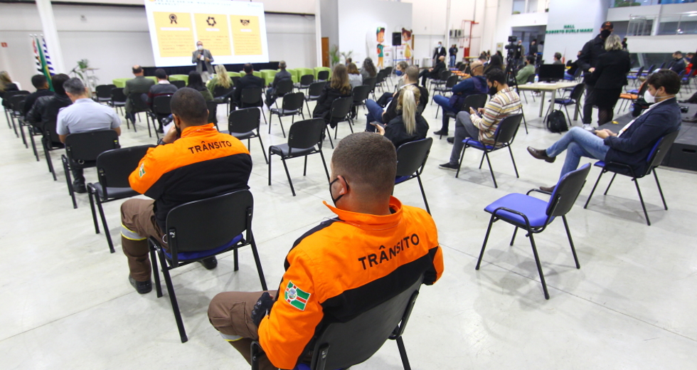 cv__7434_claudio_vieira.jpg