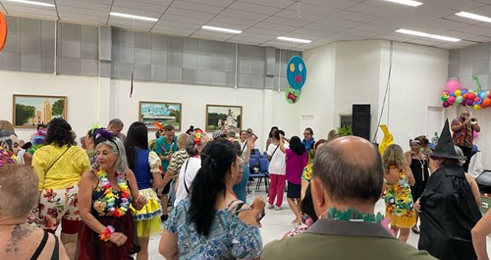 Concurso de fantasias de Carnaval na Casa do Idoso Centro