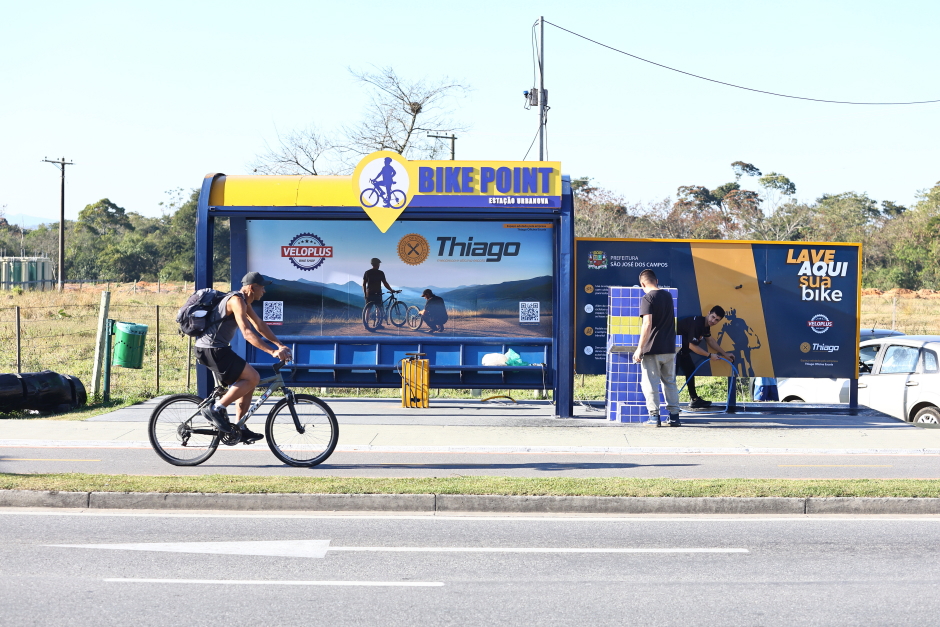 Bike Point na Avenida Lineu de Moura. Foto: Claudio Vieira/PMSJC 01-08-2025   