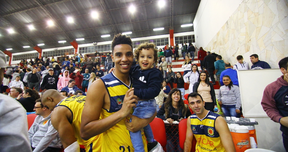 cv__2138-claudio_vieira.jpg