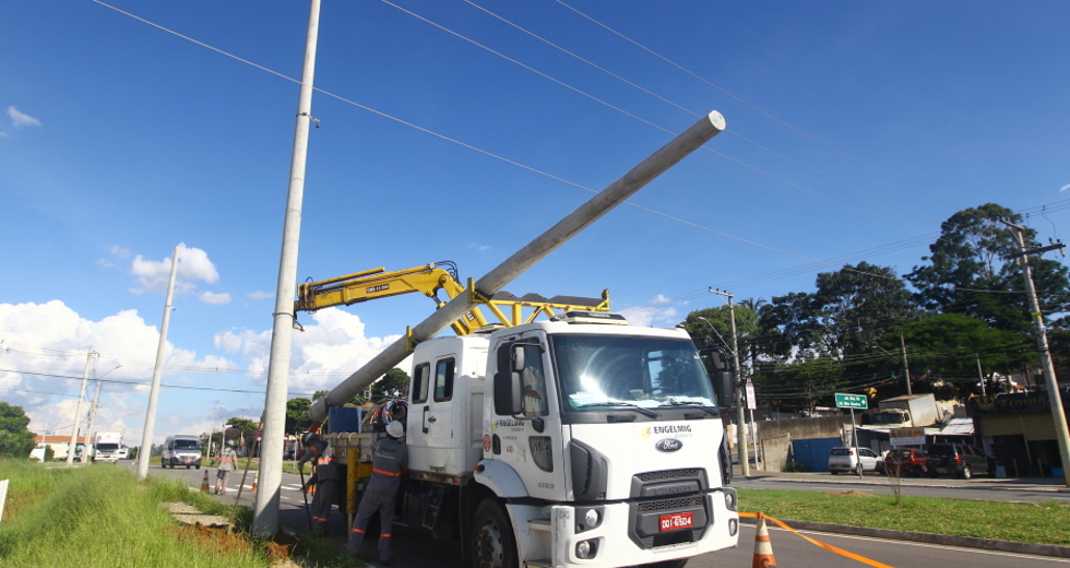 instalac-a-o_postes-03-claudio_vieira.jpg