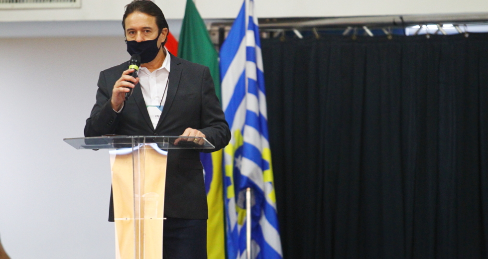 cv__0819_claudio_vieira.jpg