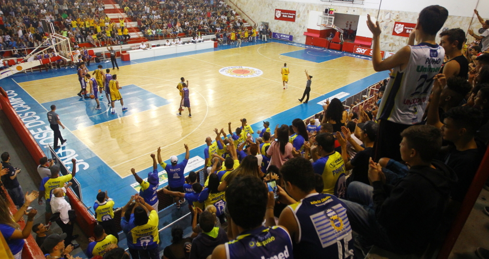 liga_ouro_basquete-36-claudio_vieira.jpg