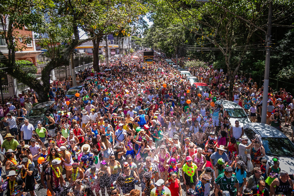 Foto: Divulgação bloco-galinha-dangola-2024-credito-danilo-ferrara-2.jpg