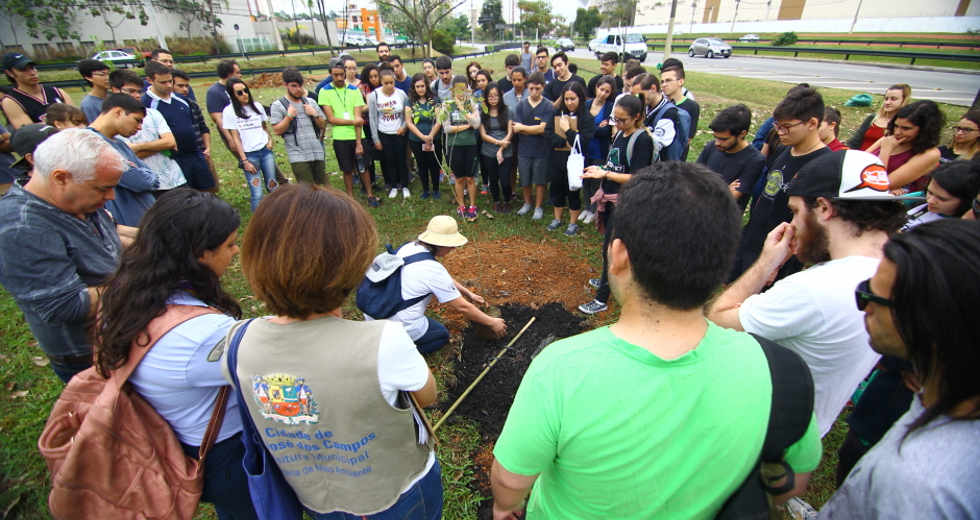 cv__8321_claudio_vieira.jpg