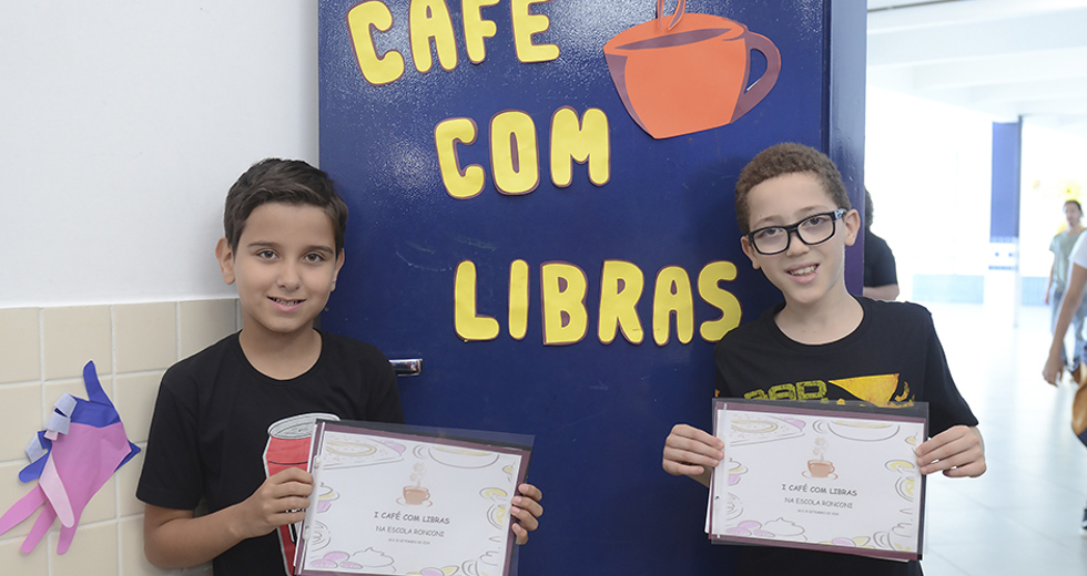 cafe-com-libras-emef-maria-aparecida-dos-santos-18-09-2019-lucas-cabral-24.jpg