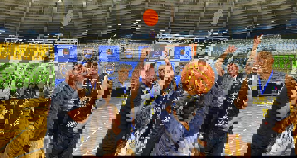 A abertura do evento acontece na sexta-feira (20), às 19h30, na Farma Conde Arena