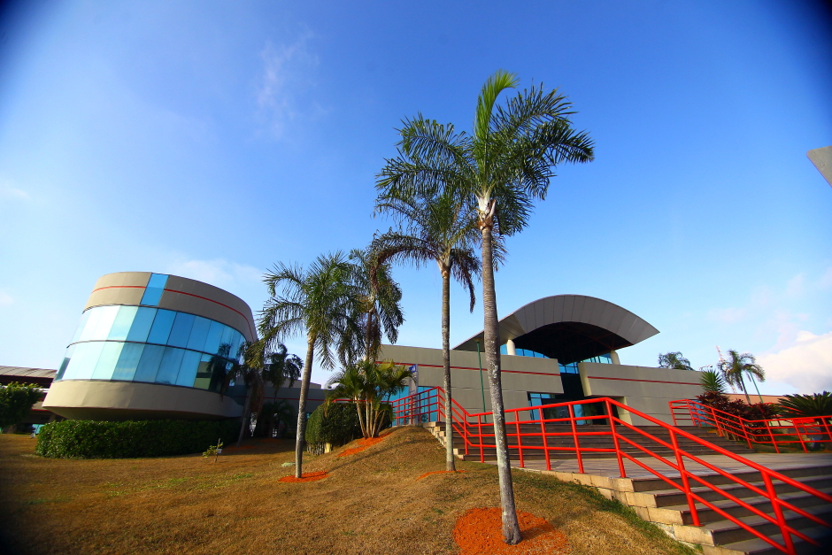cv__9048-claudio_vieira.jpg