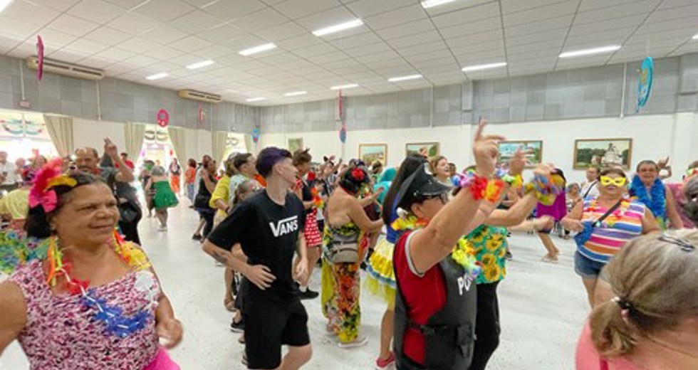 Concurso de fantasias de Carnaval na Casa do Idoso Centro