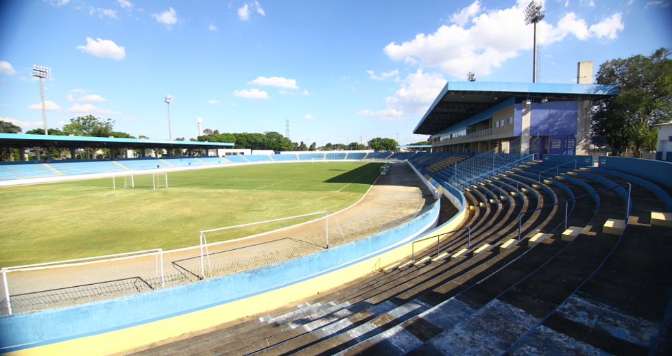 cv__3118_claudio_vieira.jpg