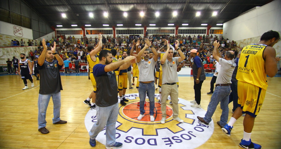 basquete-63-claudio_vieira.jpg