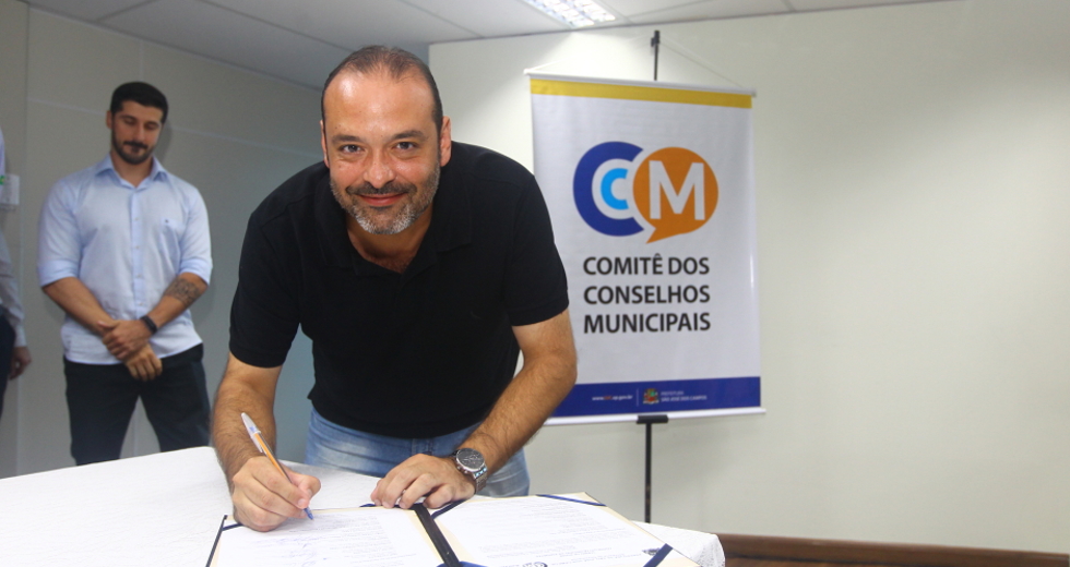 cv__4938_claudio_vieira.jpg