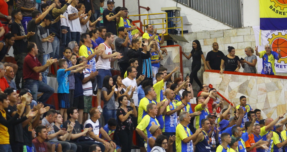 liga_ouro_basquete-54-claudio_vieira.jpg