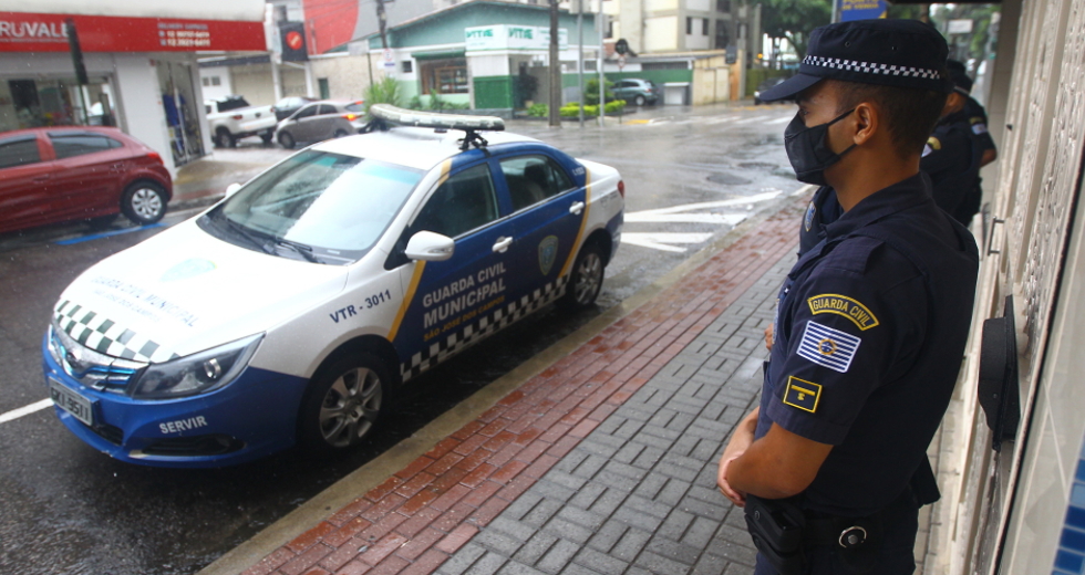 cv__5606_claudio_vieira.jpg