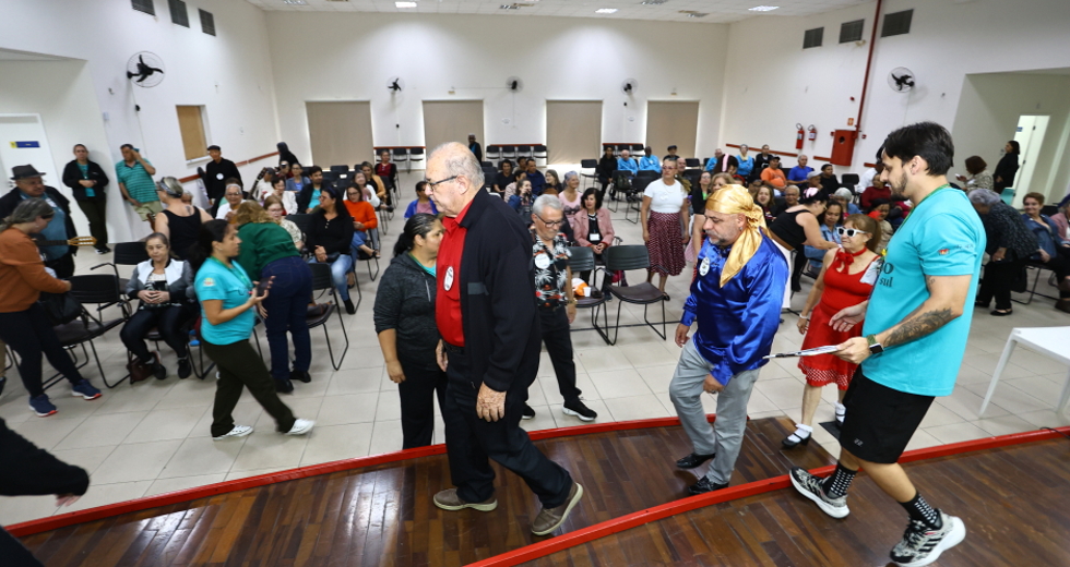 The Vovoice na Casa do Idoso Sul. Foto: Claudio Vieira/PMSJC 31-10-2025  