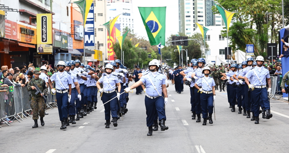 7 de Setembro Dia da Independência - Desfile cívico-militar na Rua 15 de Novembro. Foto: Claudio Vieira/PMSJC 07-09-2025 