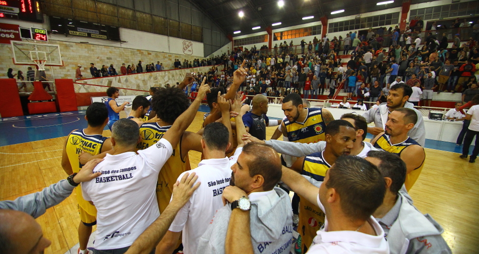cv__1597-claudio_vieira.jpg