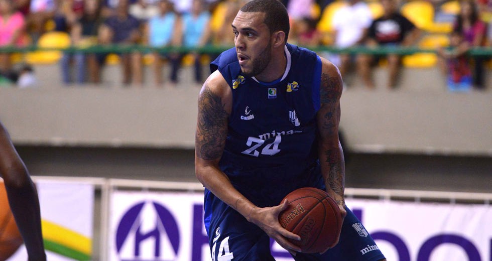 douglas-nunes-sao-jose-basketball.jpg
