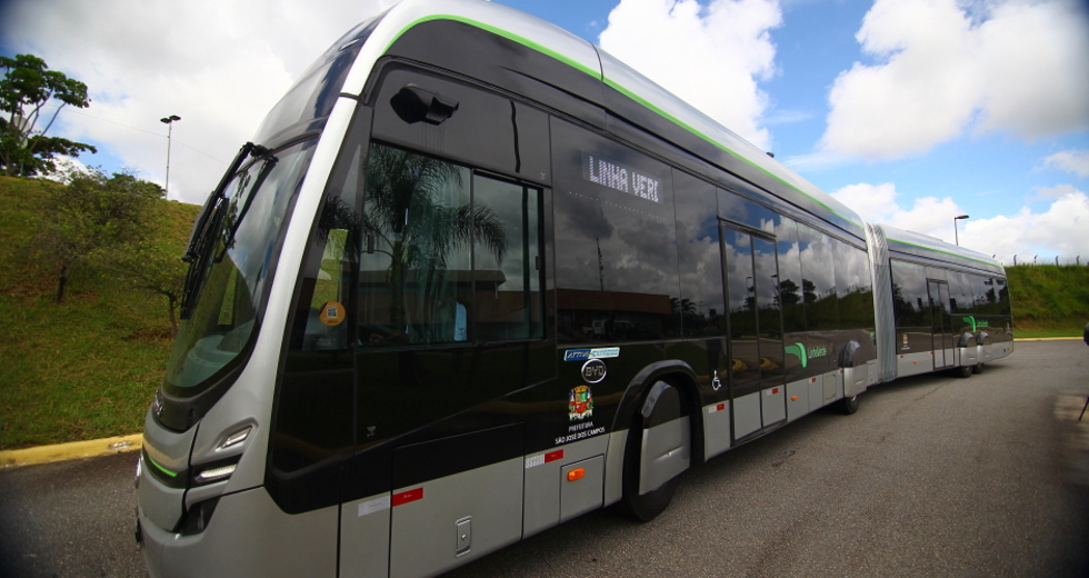 cv__6414_claudio_vieira.jpg