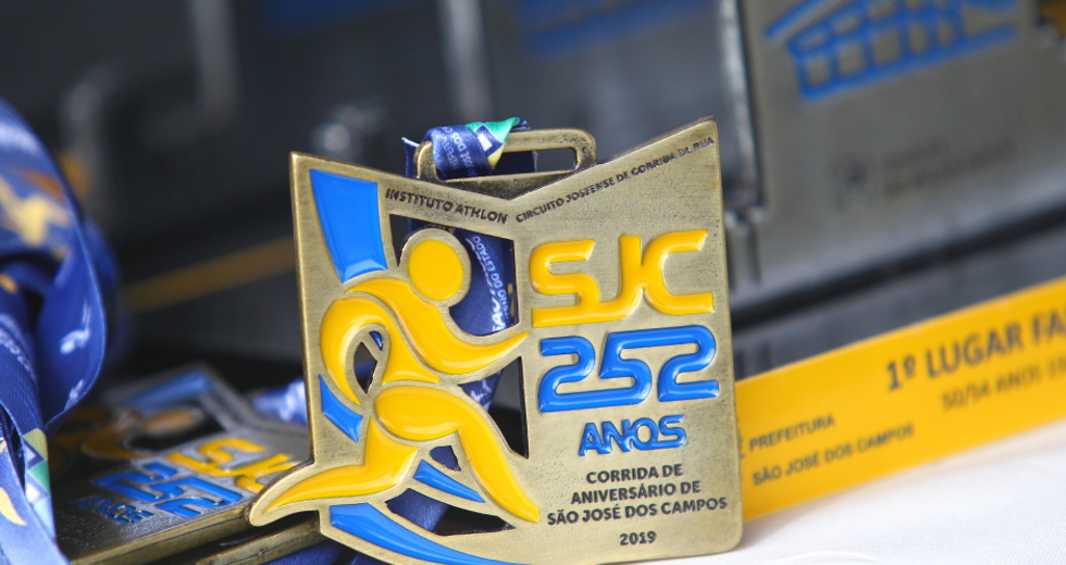 cv__9654_claudio_vieira.jpg