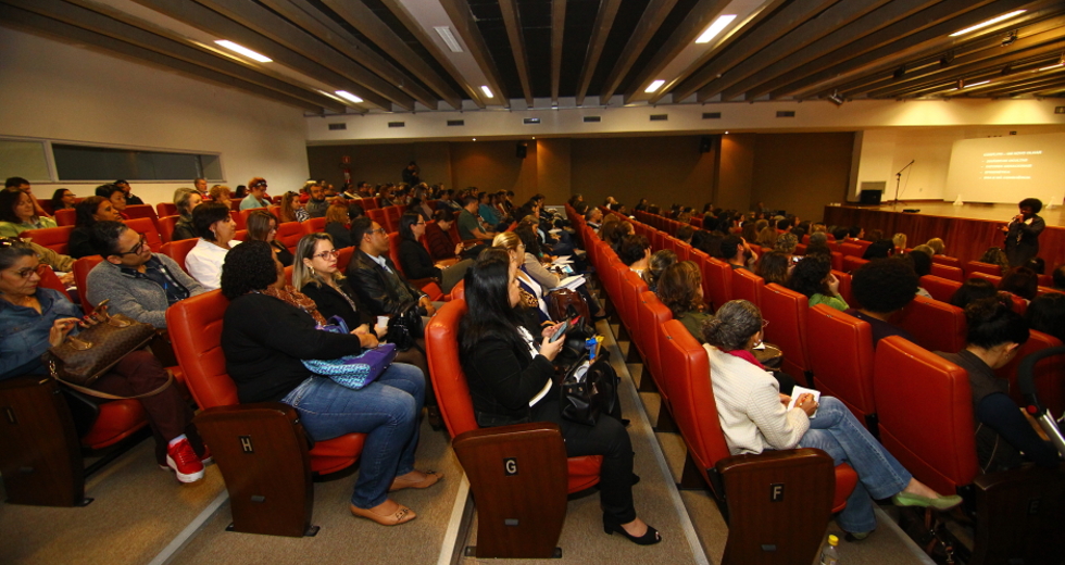 cv__6919_claudio_vieira.jpg
