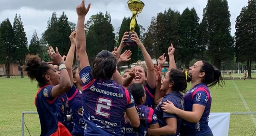 rugby-fem-27-out-3.jpg