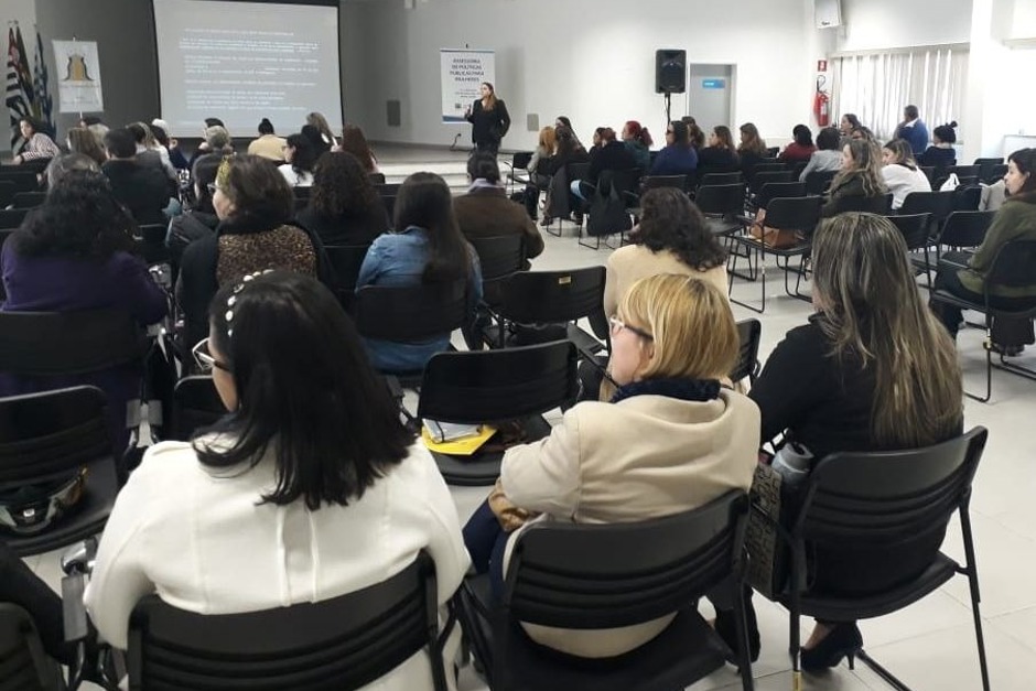 capacitacao-violencia-contra-a-mulher.jpg