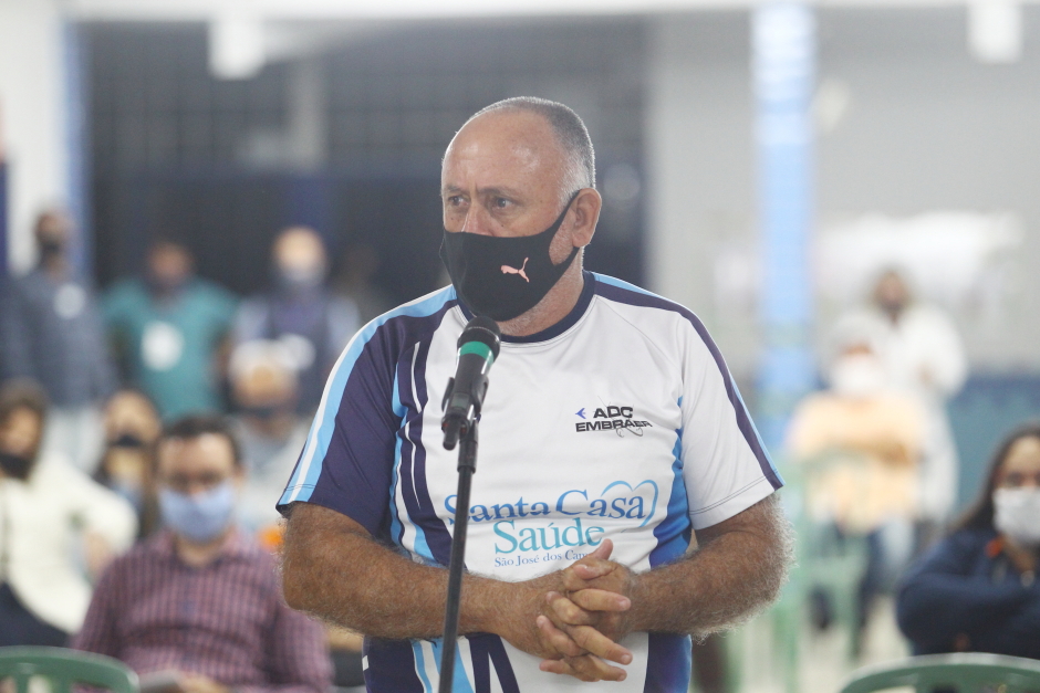 cv__7089_claudio_vieira.jpg