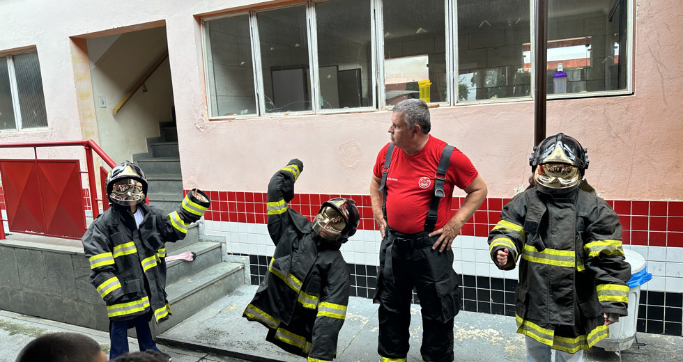 bombeiros44.jpg