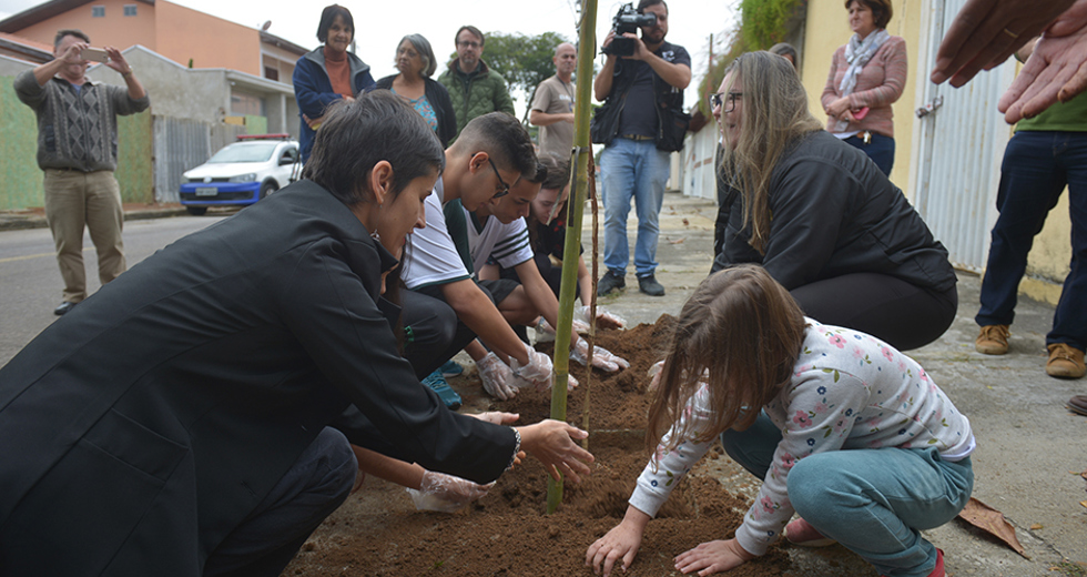 dia-mundial-do-meio-ambiente-platio-de-arvore-jardim-satelite-05-06-2019-pmsjc-30.jpg
