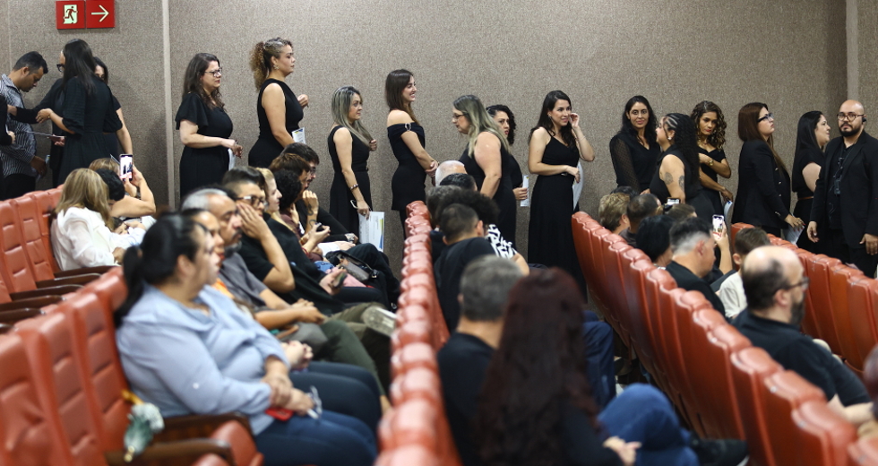 Formatura EFE - T15 no Cefe. Foto: Claudio Vieira/PMSJC 29-10-2025 