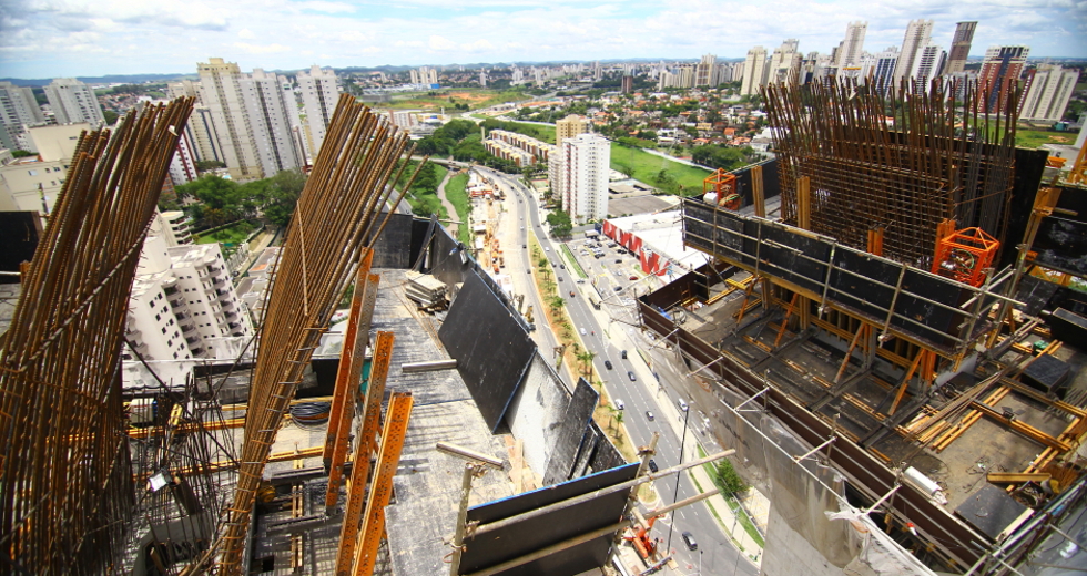 cv__8474_claudio_vieira.jpg