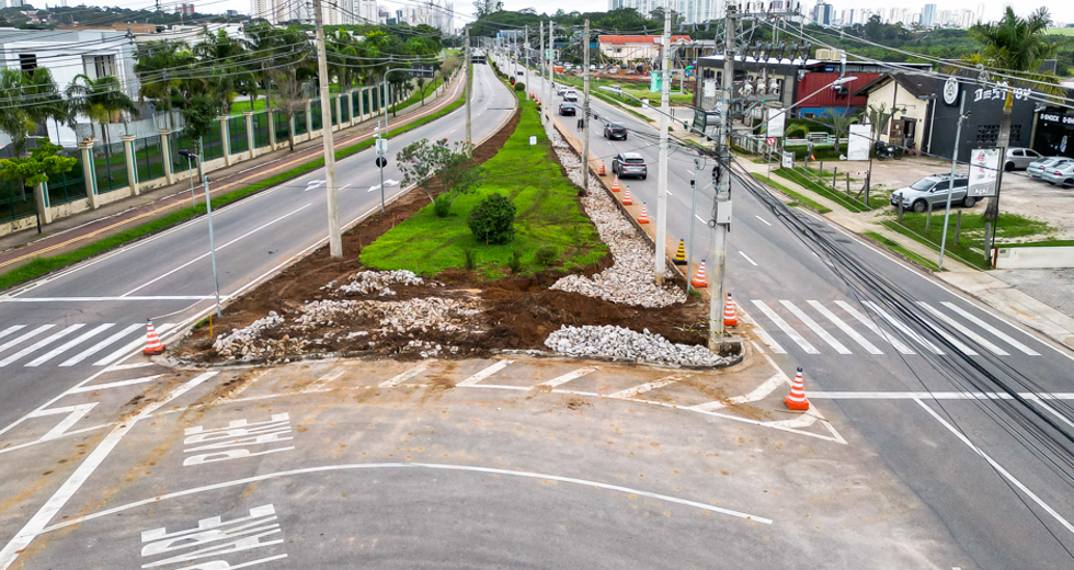 obras-de-nova-rotatoria-na-avlineu-de-moura-11.jpg