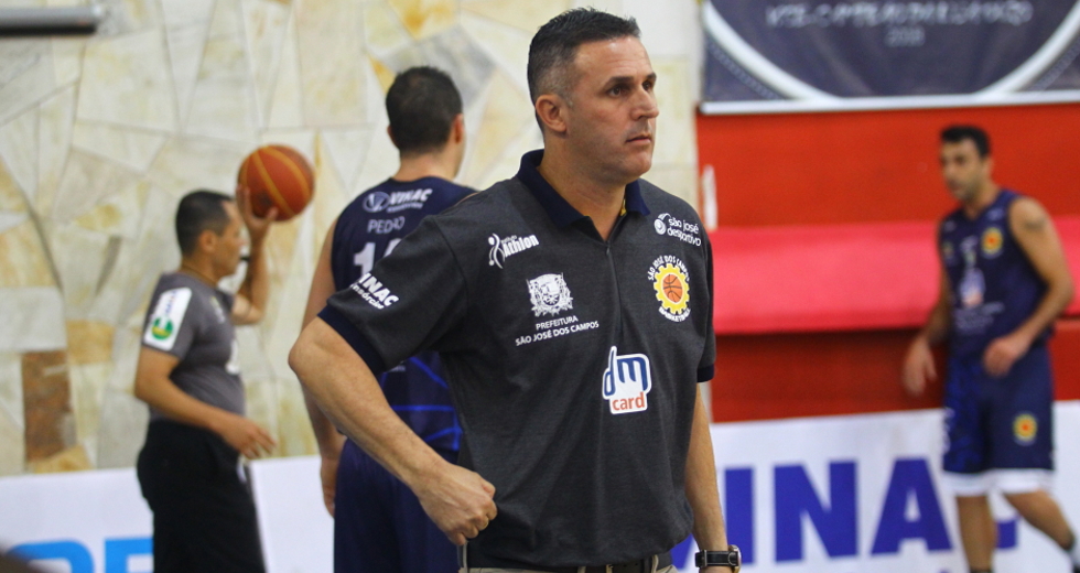 cv__1392-claudio_vieira.jpg
