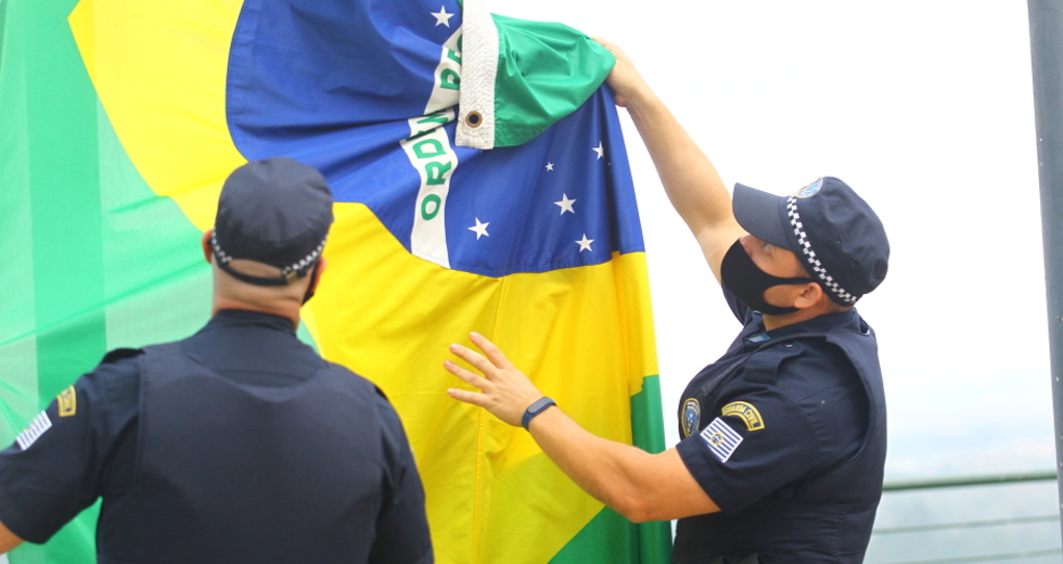 cv__1523_claudio_vieira.jpg