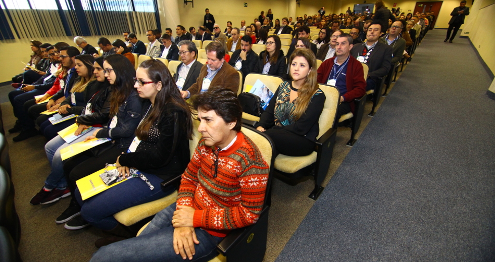 cv__0992_claudio_vieira.jpg