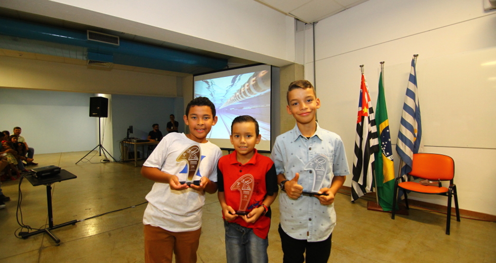 cv__7084-claudio_vieira.jpg