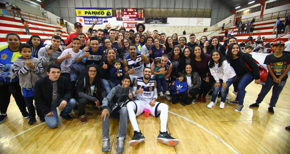 cv__4297-claudio_vieira.jpg